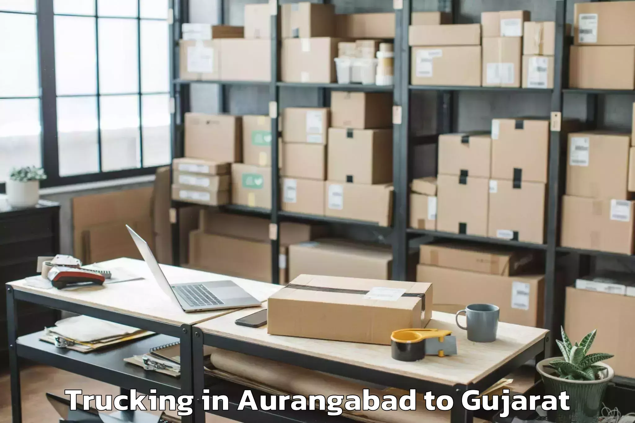 Book Aurangabad to Lakhatar Trucking Online